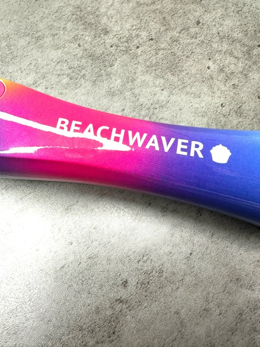 Beachwaver B1 Rotating Curling Iron – Baked by Melissa Limited Edition - Picture 2 of 7